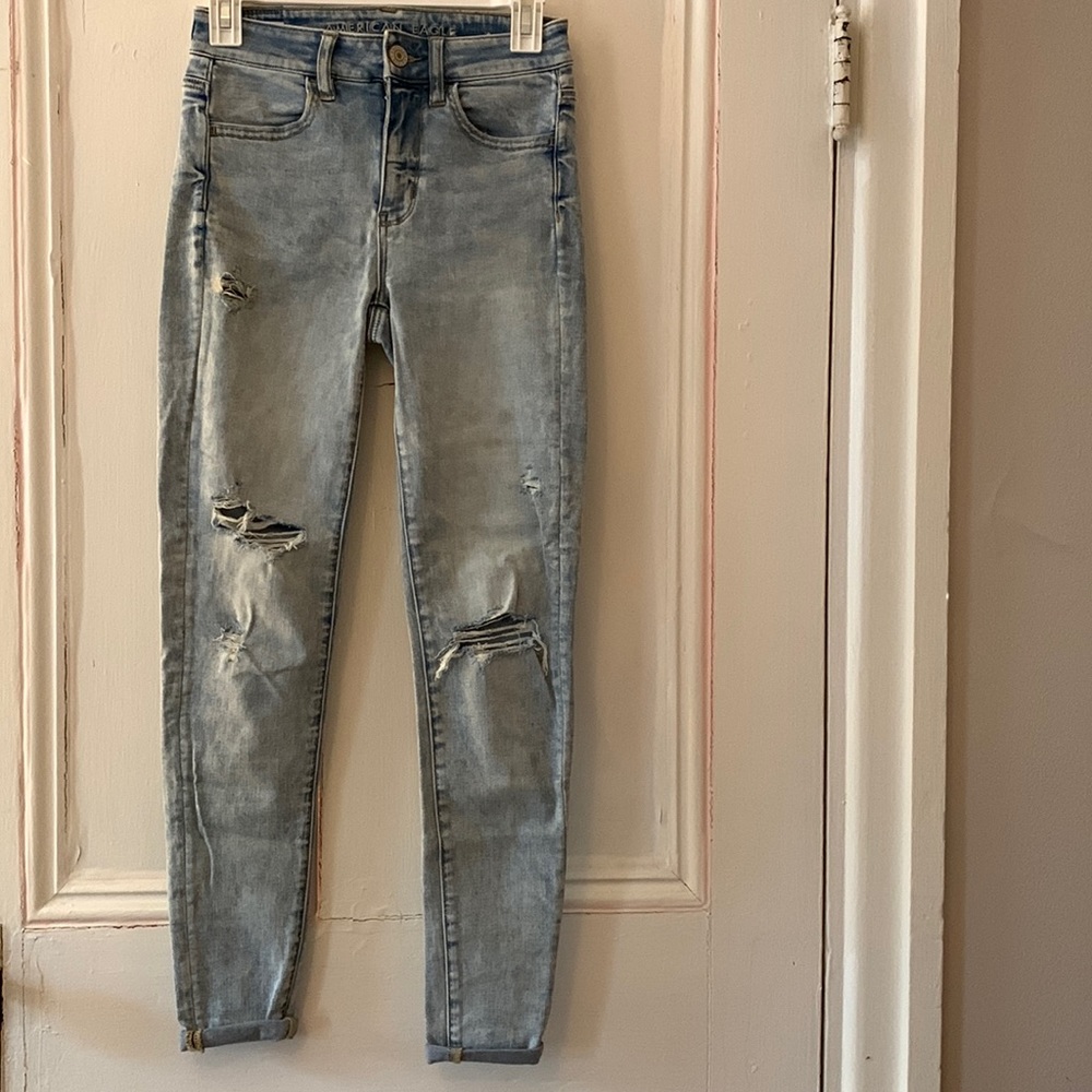 American eagle ripped jeans. Size 2